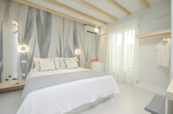 Naxos, Antony Suites Naxos