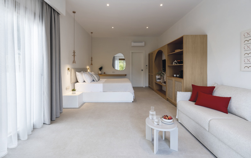 Skiathos, Dome Island Skiathos, Doppelzimmer Superior mit Terrasse, 4 pax