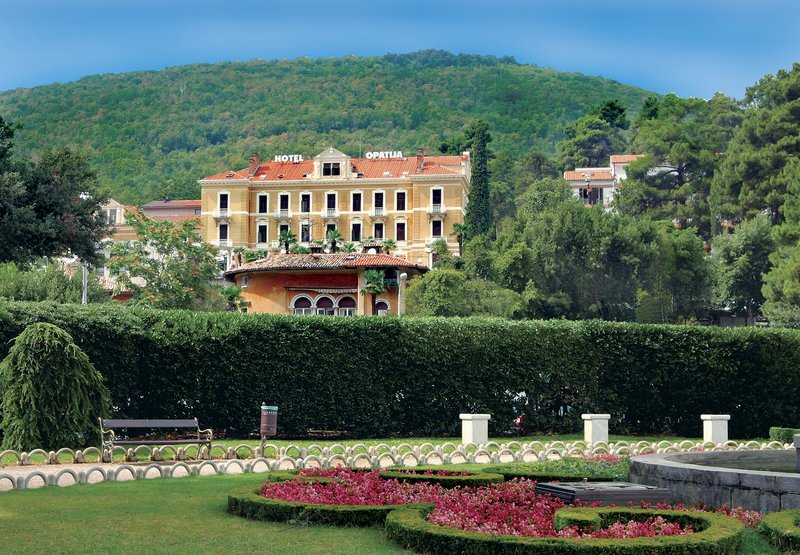 Opatija, Hotel Opatija