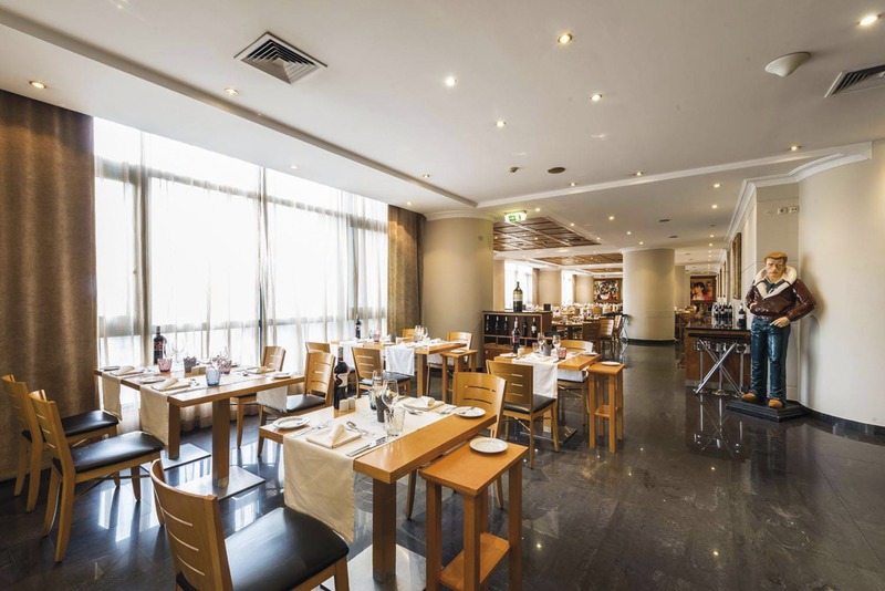 Porto, Vila Gale, Frühstücksraum