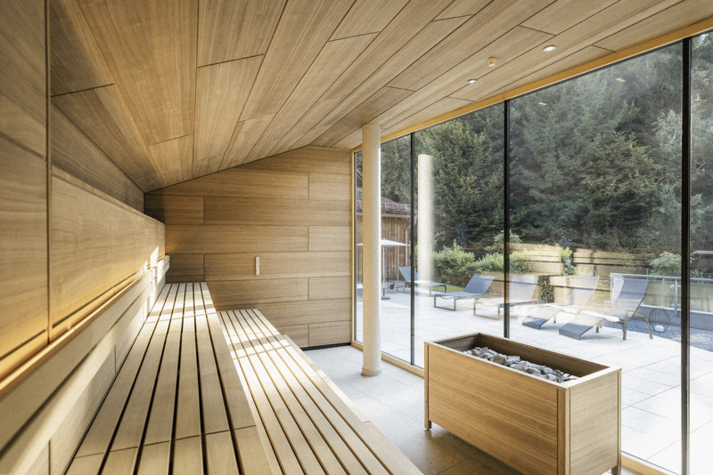 Steiermark, Quellenhotel Heiltherme Bad Waltersdorf, Waldsauna