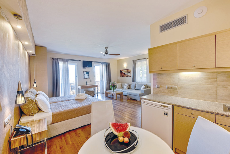Kefalonia, Hotel Petani Bay, Wohnbeispiel, Junior Superior Suite