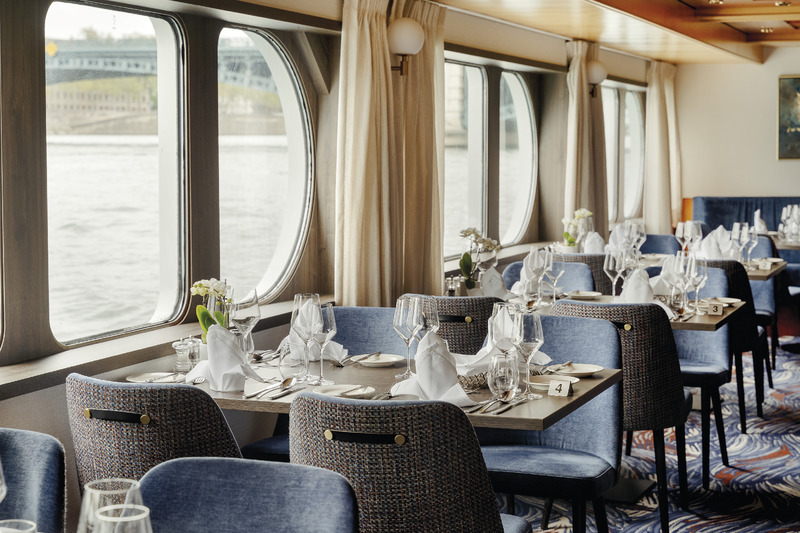 MS Voyage, Restaurant